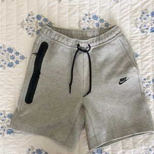 Men’s Nike Tech Shorts